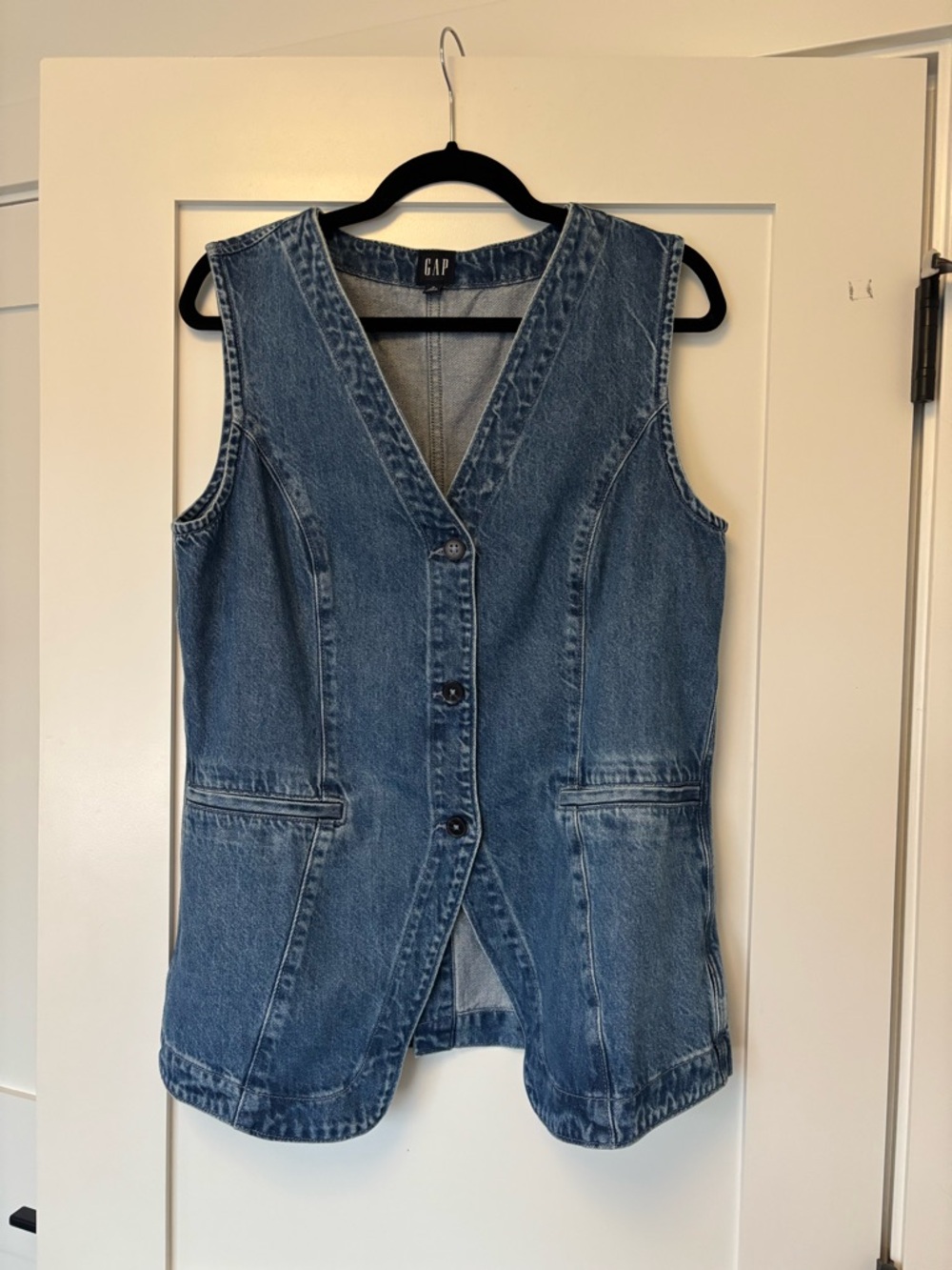 Gap Longline Denim Vest Top in Medium Blue (Tall) - Picture 3 of 5
